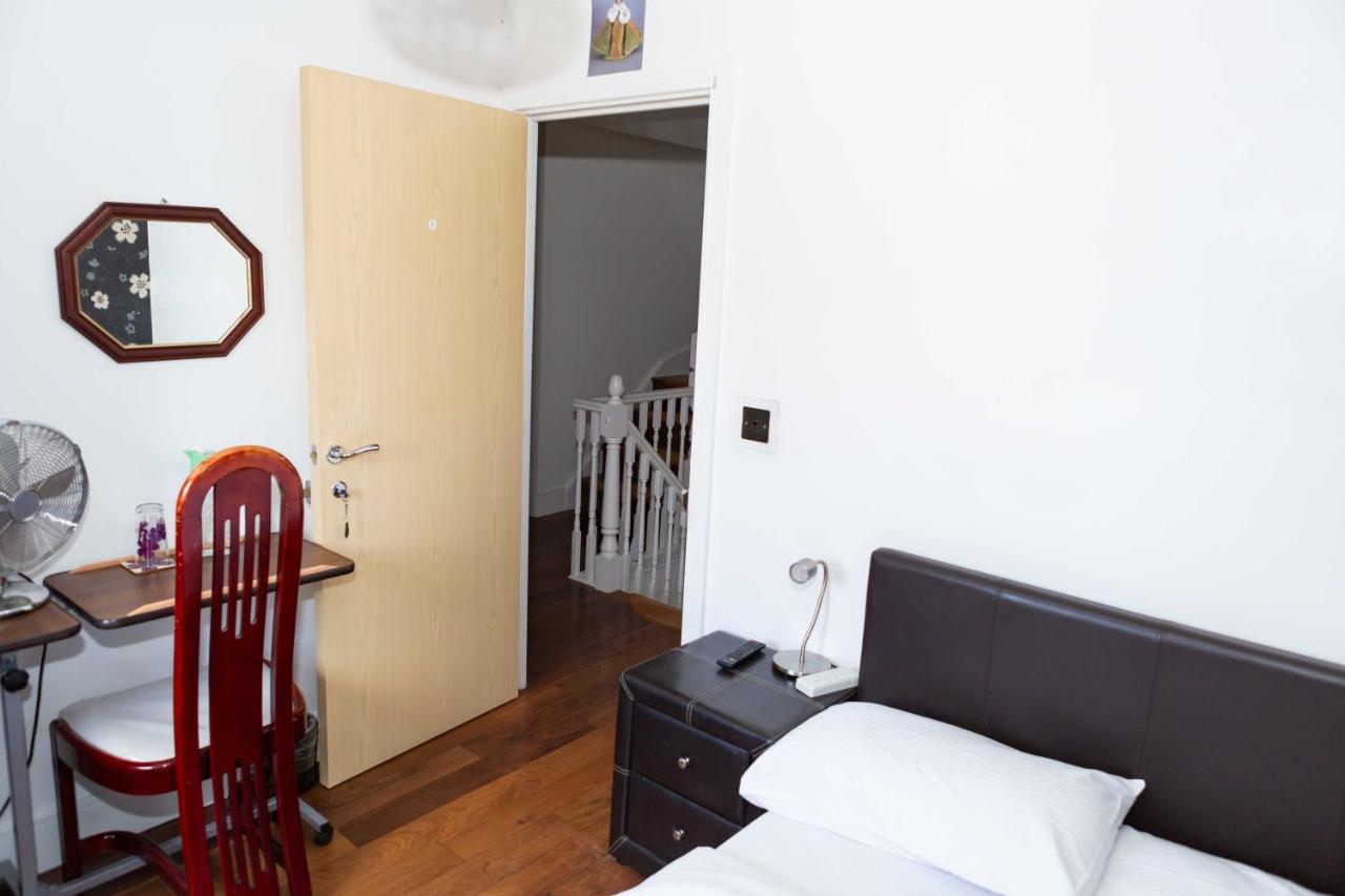 Benjamin Guest House Yiewsley Εξωτερικό φωτογραφία